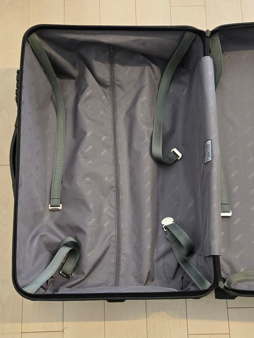 リモワ サルサ 63L ポリカーボネート 2輪（ジャンク品）