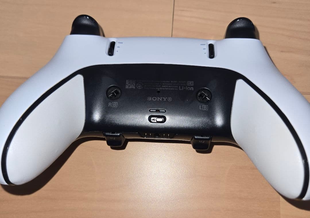 DualSense Edge　コントローラー