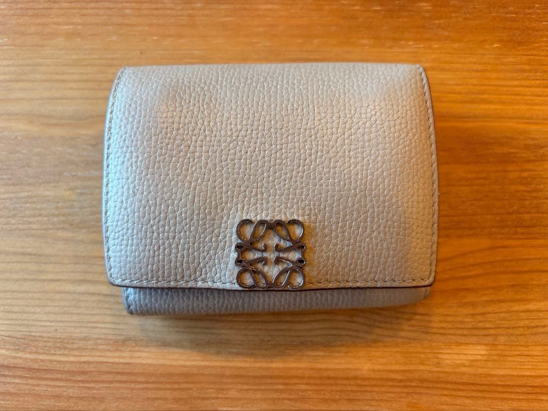 小物 LOEWE Anagram Trifold Wallet