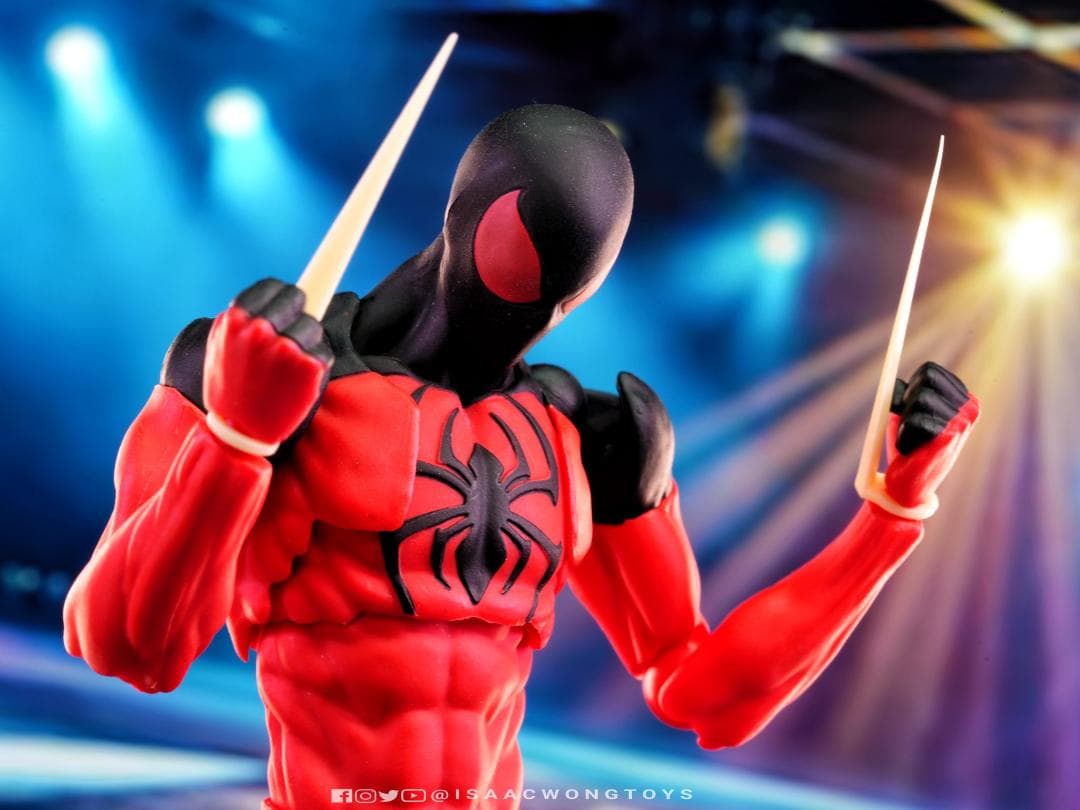新しい未開封 MESS TOYS製のスカーレット・スパイダーケイン