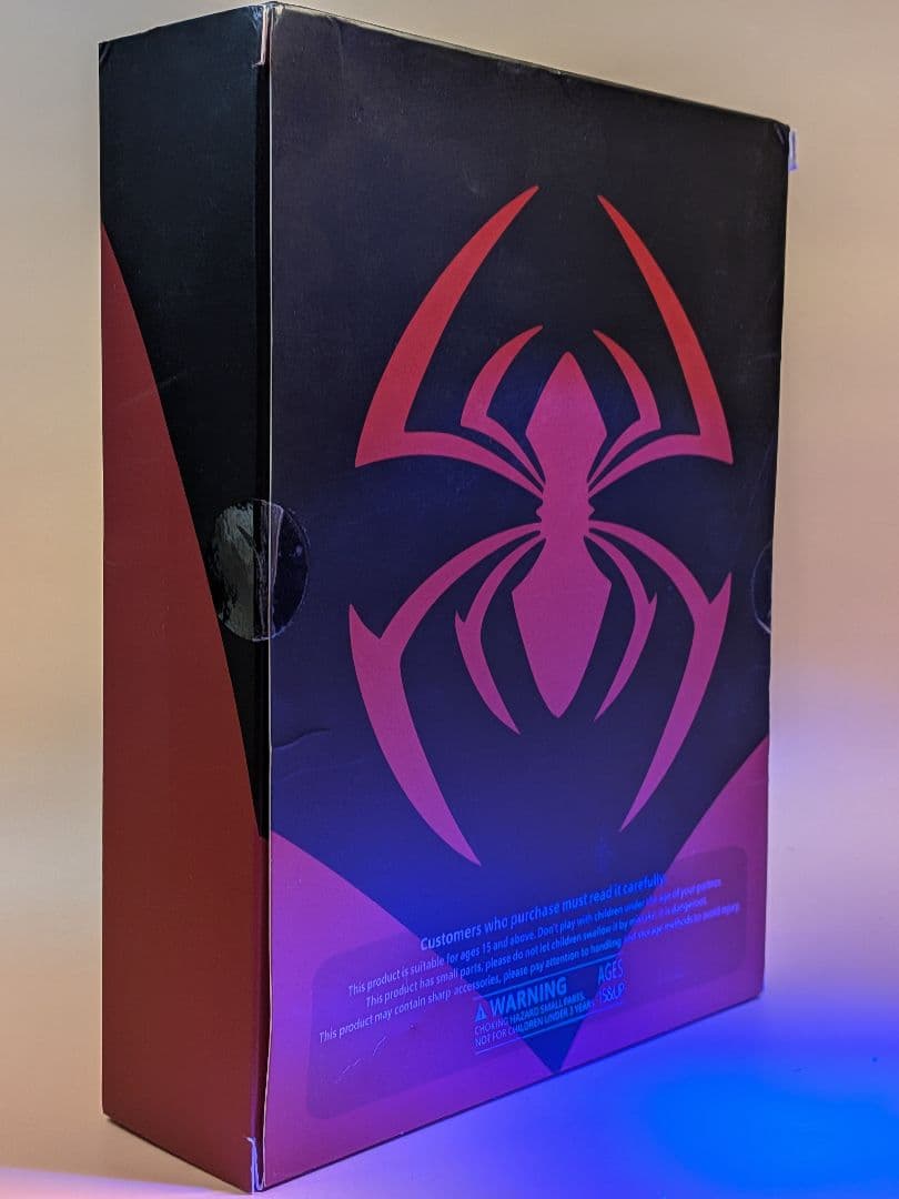 新しい未開封 MESS TOYS製のスカーレット・スパイダーケイン