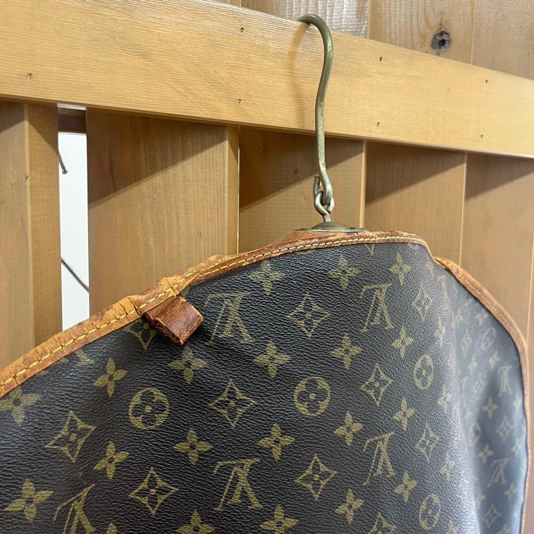 レア希少 LOUIS VUITTON モノグラム サックドゥ ポルト マントー