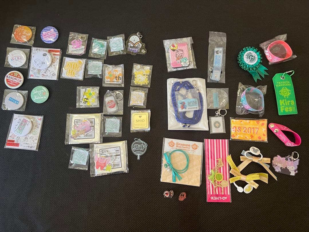 アニメ声優アイドルグッズ約1021個