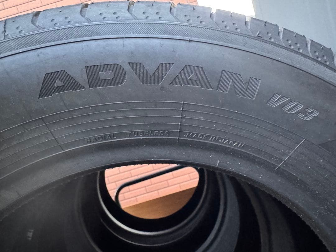 225/65r17 ヨコハマ 40アルファード　新車外し　サマータイヤ　4本