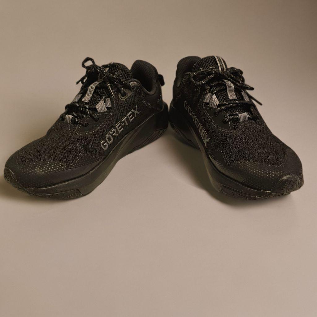 【極美品】New Balance GORE-TEX 23cm 防水スニーカー
