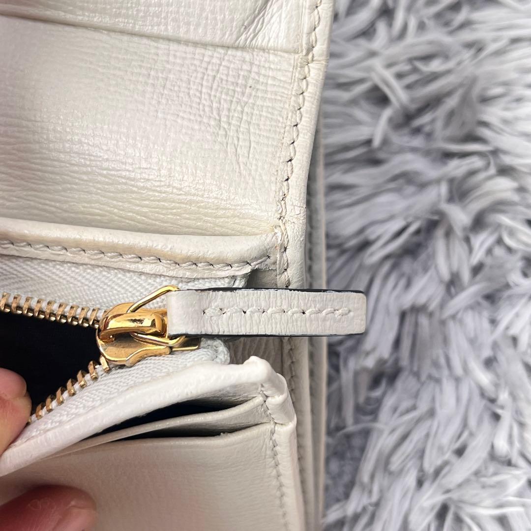 良品✨GUCCI GGスプリーム　ホワイト　折り財布　 ホースビット　レディース