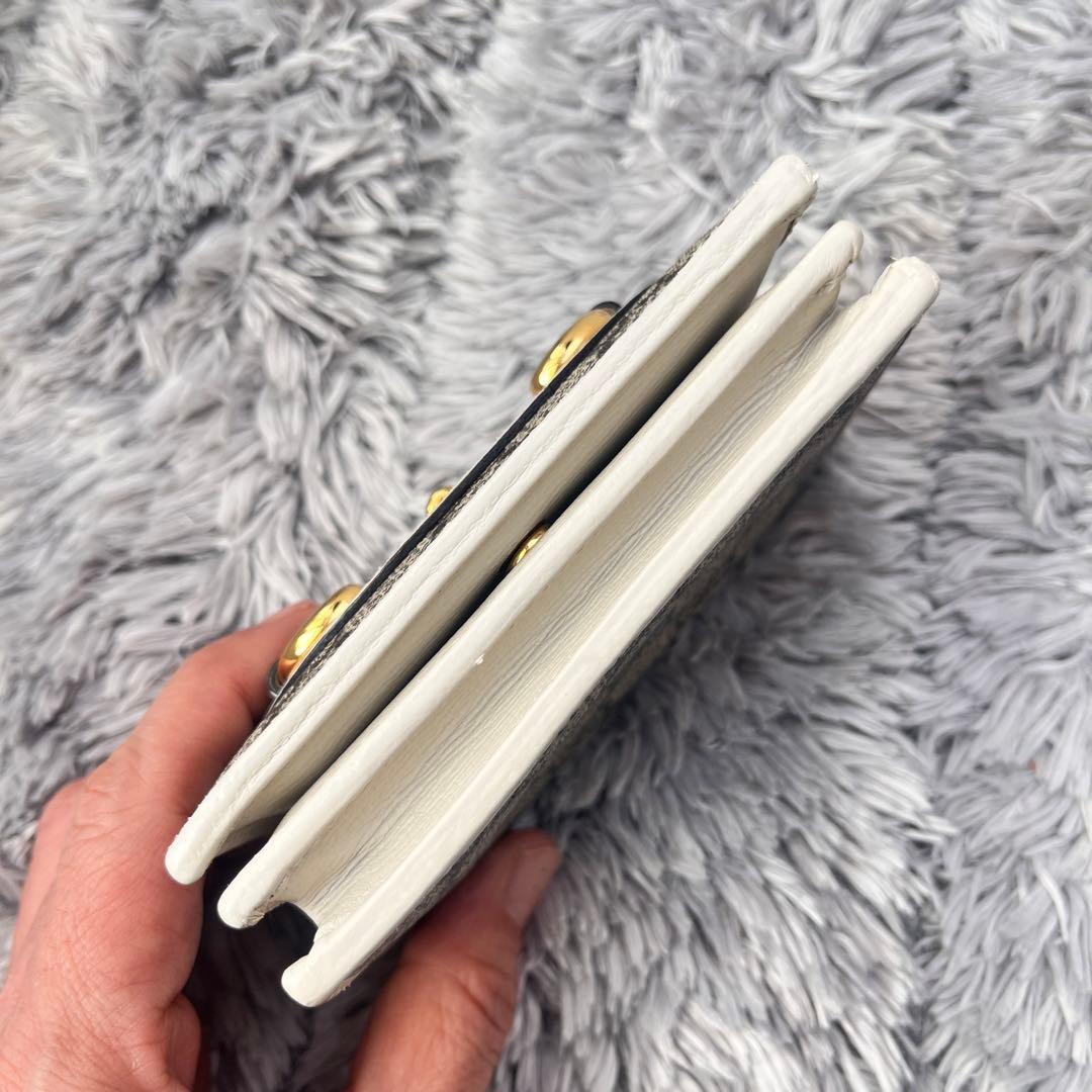 良品✨GUCCI GGスプリーム　ホワイト　折り財布　 ホースビット　レディース