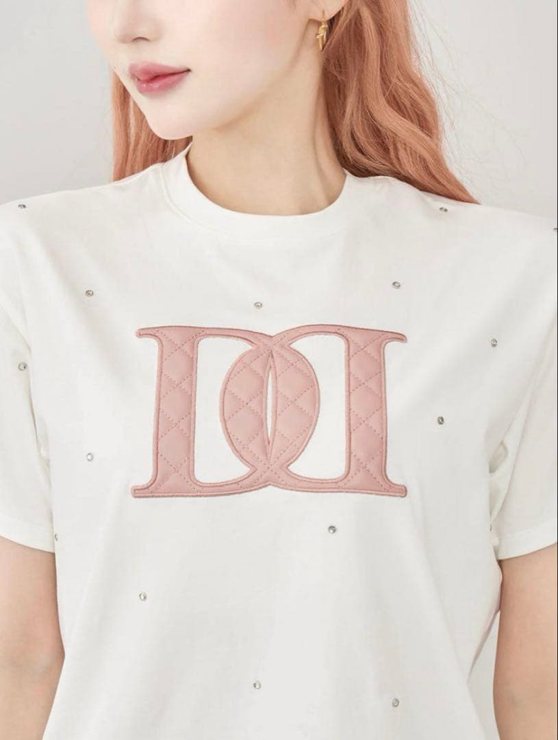 新品未開封 ダーリッチ キルティングアップリケビジューTシャツ ホワイト