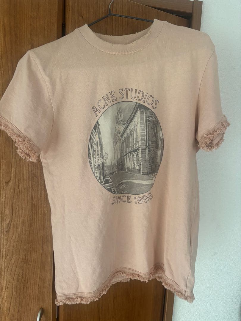 Acne Studios ピンク Tシャツ フリル付き（値下げ中)