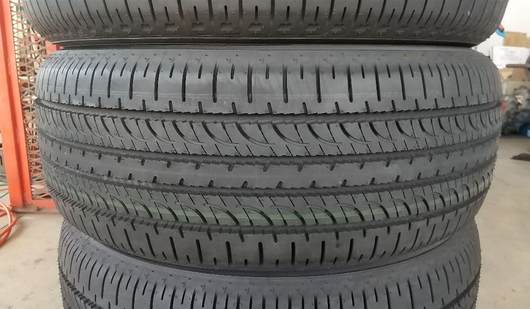新車外し 2025年製 ヨコハマ 225/55R18 10分山 ※2本 デリカ