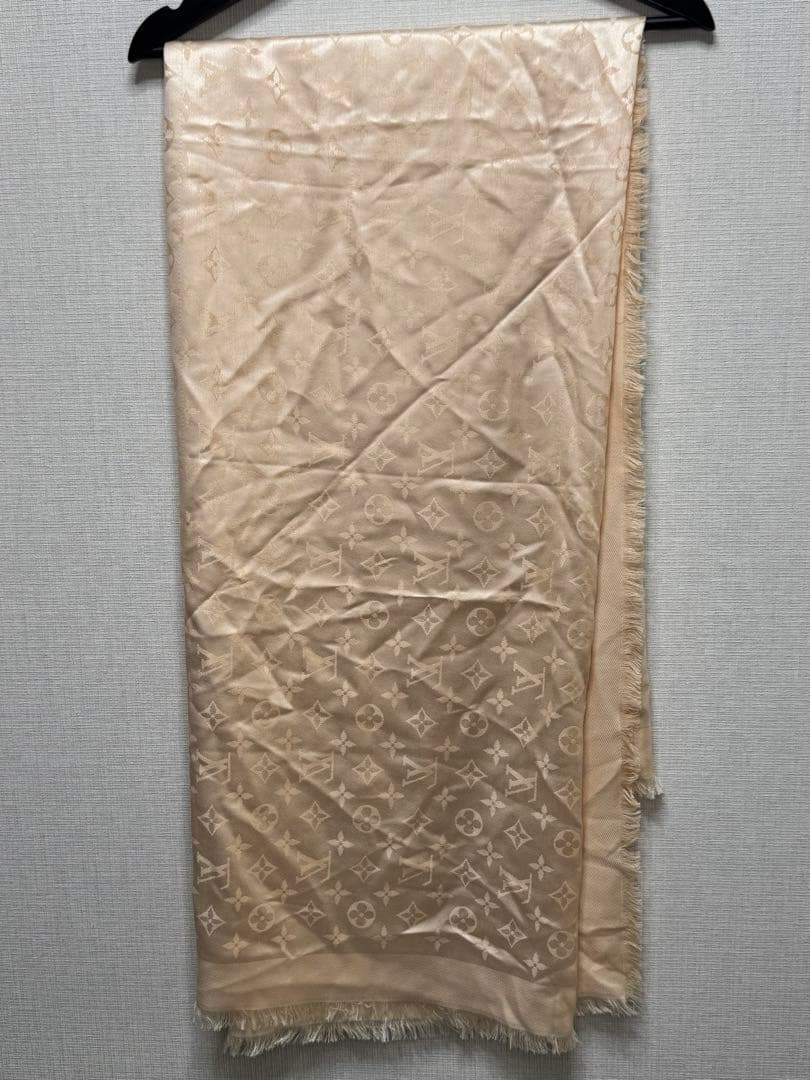 a*s様 美品 LOUIS VUITTON ベージュ シルク混合 ストール ロゴ