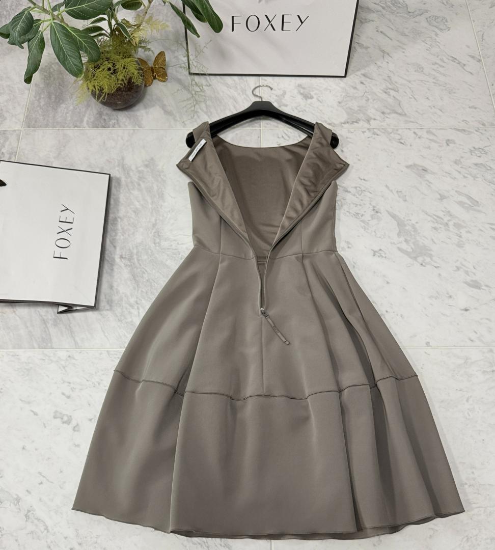 新品同様★'22年増産分★FOXEY/フォクシードレス バロン エスプレッソ38