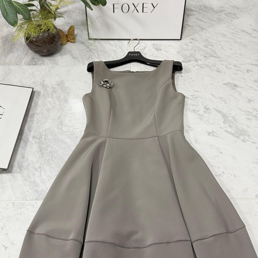 新品同様★'22年増産分★FOXEY/フォクシードレス バロン エスプレッソ38