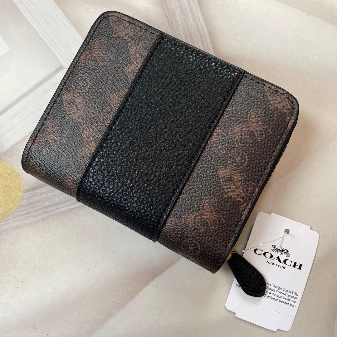 【新品・未使用】コーチ COACH 二つ折り財布 ホース＆キャリッジ
