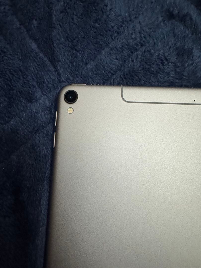 の*読様 Apple iPad Pro 10.5インチ スペースグレー 256G
