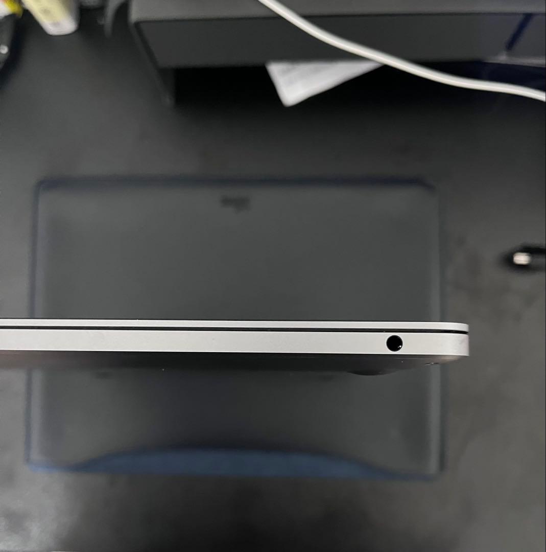 極美品MacBook Pro 2019/1.4GHz QC/16GB/256GB