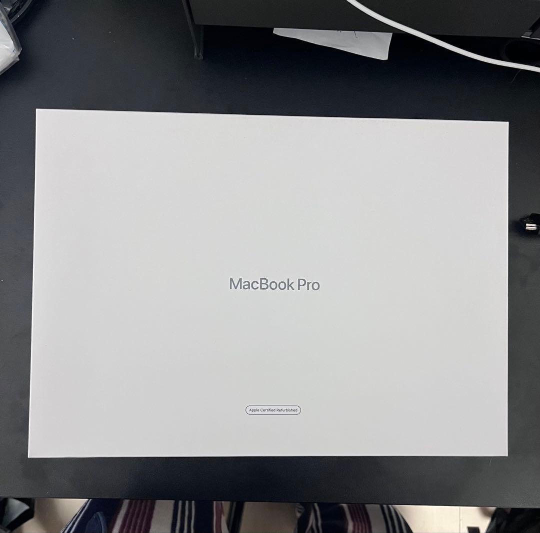 極美品MacBook Pro 2019/1.4GHz QC/16GB/256GB