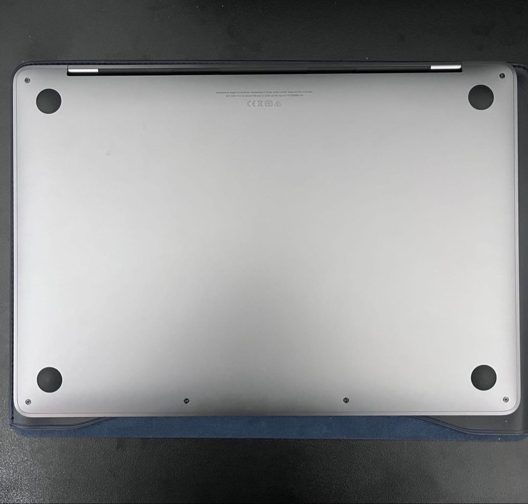 極美品MacBook Pro 2019/1.4GHz QC/16GB/256GB