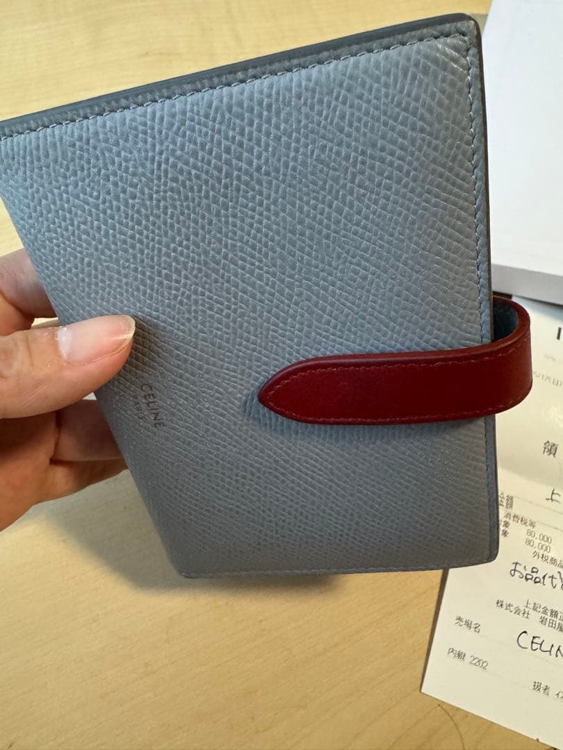 CELINE♡ミディアム二つ折りウォレット　限定色