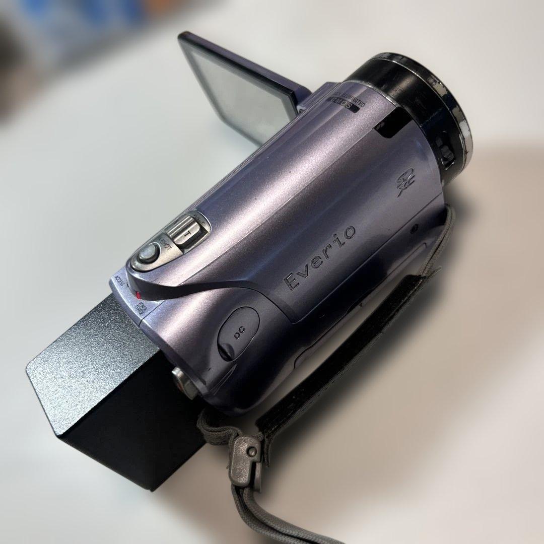 美品、JVC FULL HD ビデオカメラ Everioバッテリ