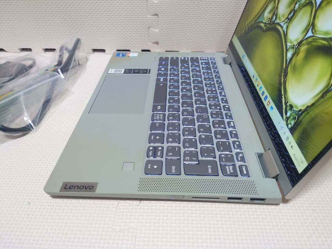 2in1レノボideapad Flex550/i7-1165G7/16・512G
