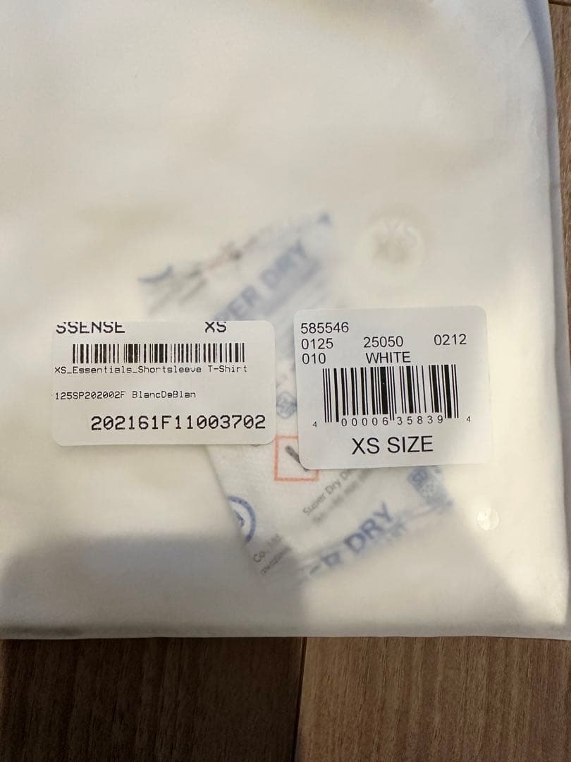 新品未使用 ESSENTIALS ホワイト Tシャツ XS