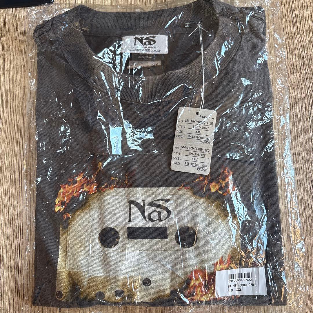 SAINT Mxxxxxx/NaS(セント マイケル/ナズ) バンドtシャツ
