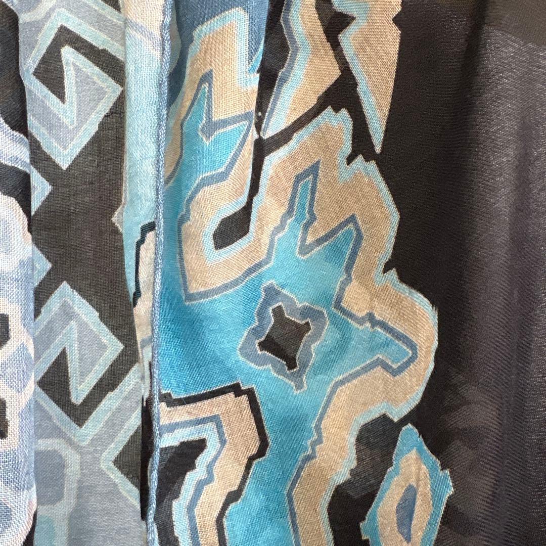 レオナールMADE IN ITALY 70%カシミヤ30%シルク ロングショール