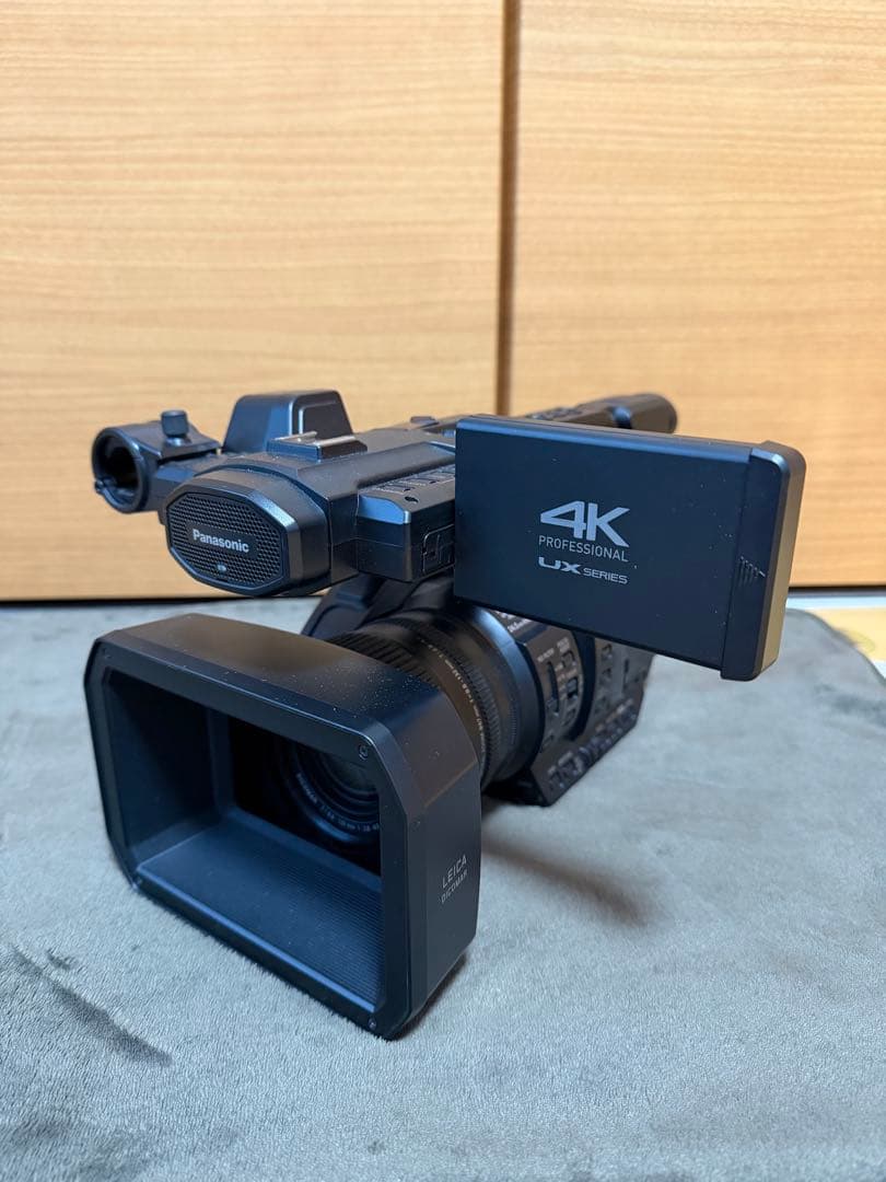 最終値下げ！Panasonic AG-UX90 カメラ　外部マイク/バッグ付き