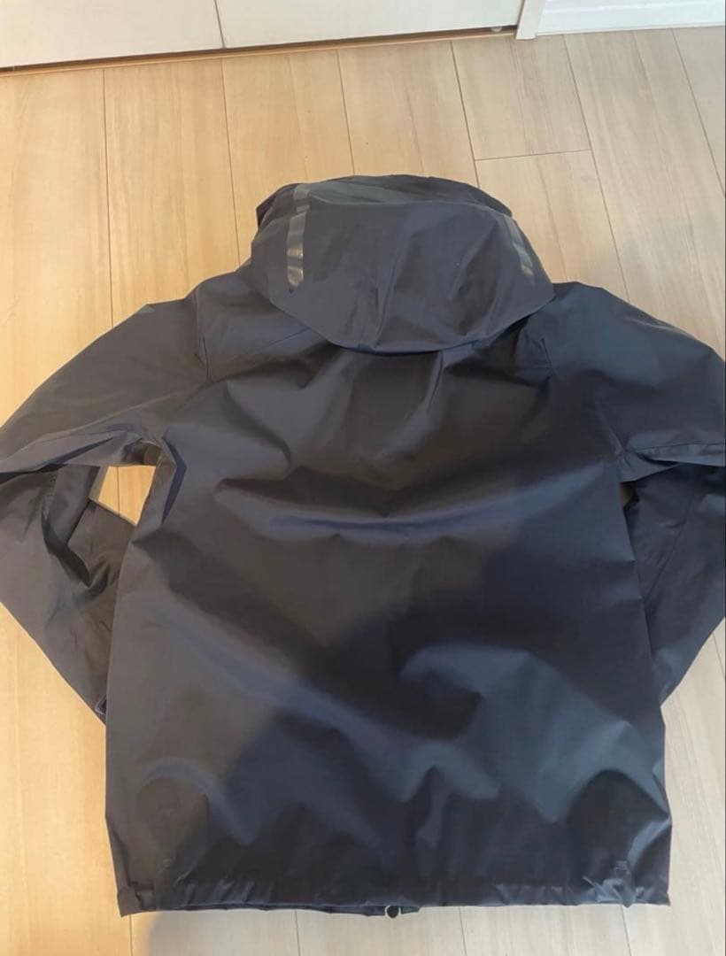 デサントオルテライン ACTIVE SHELL JACKET Lサイズ