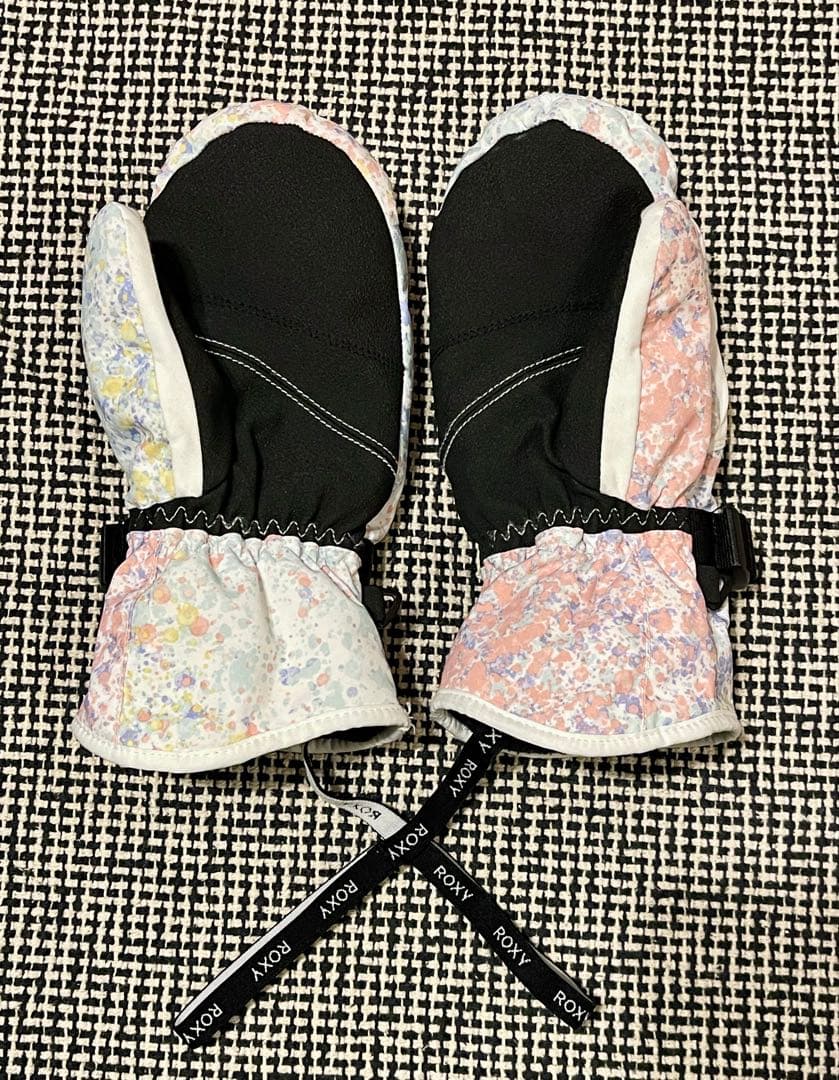 子ども用anonヘルメット・SMITHゴーグル・ROXYグローブ・プロテクター