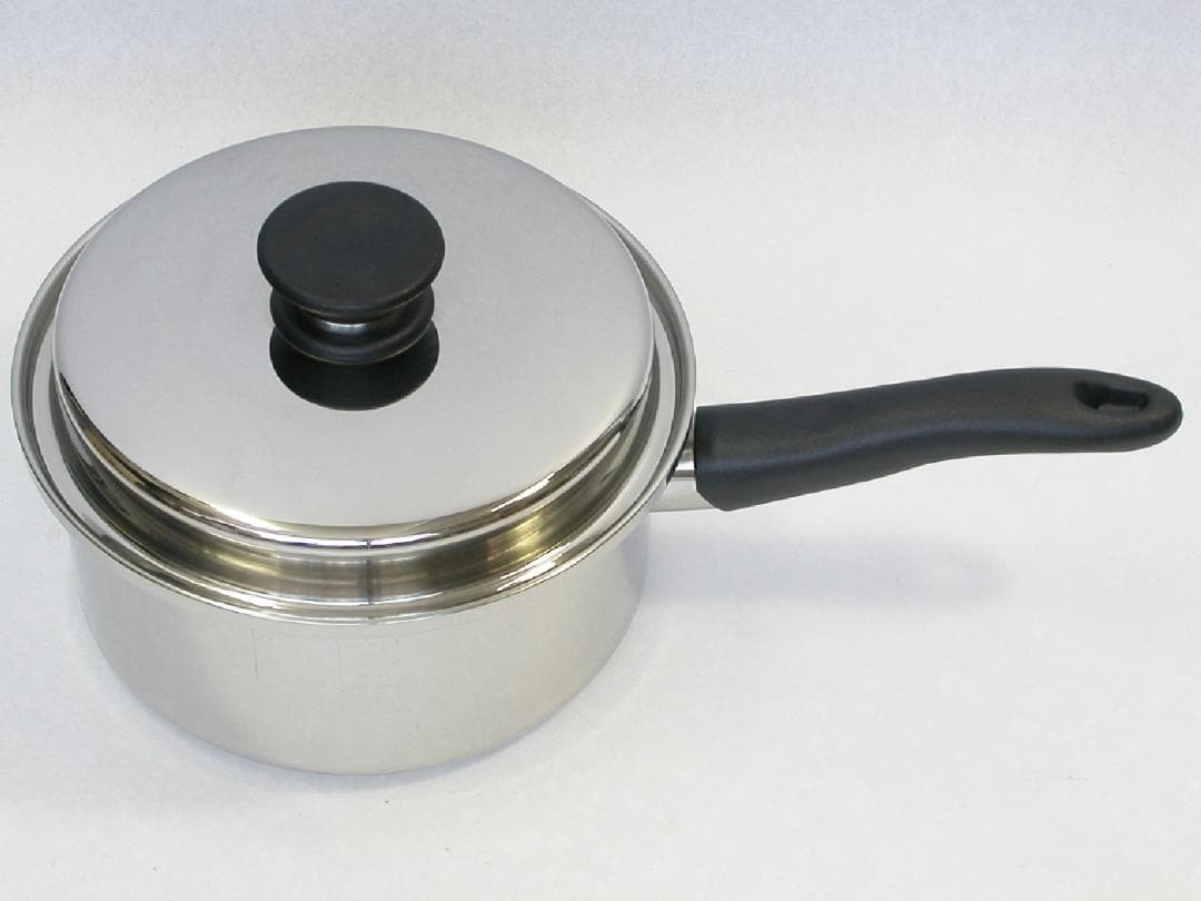 アムウェイ 大ソースパン 未使用品 お料理DVDとスクラブバッズ1個付き IH可