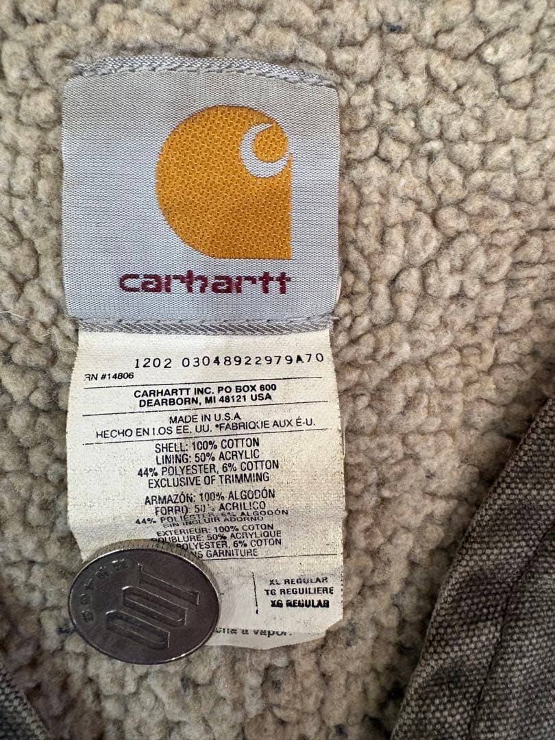 Carhartt グレー ベスト