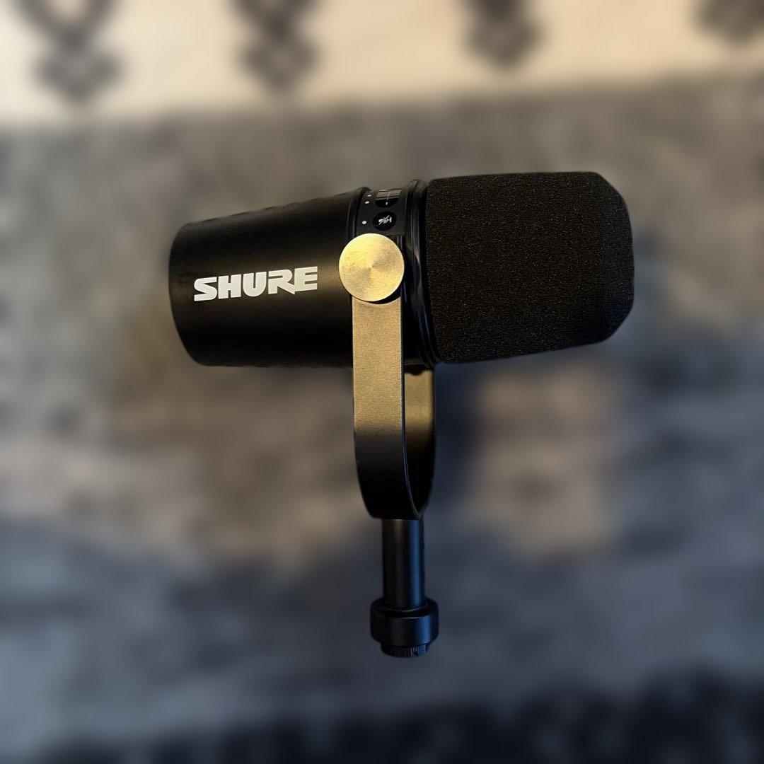 SHURE ダイナミックマイク MV7 ヘッドホンセット　タイムセール!！