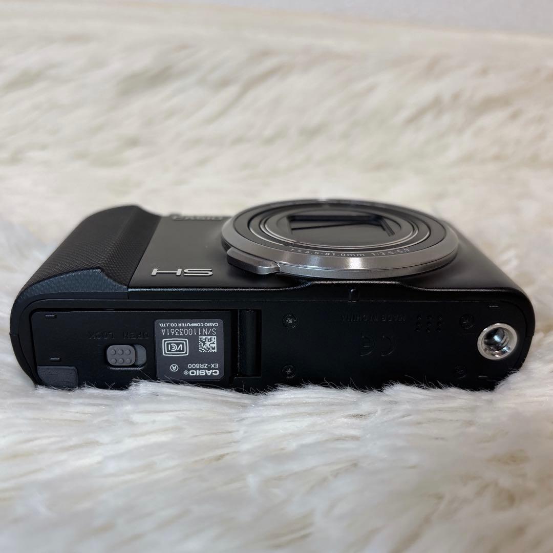 【美品】 CASIO EXILIM EX-ZR800 コンパクトデジタルカメラ