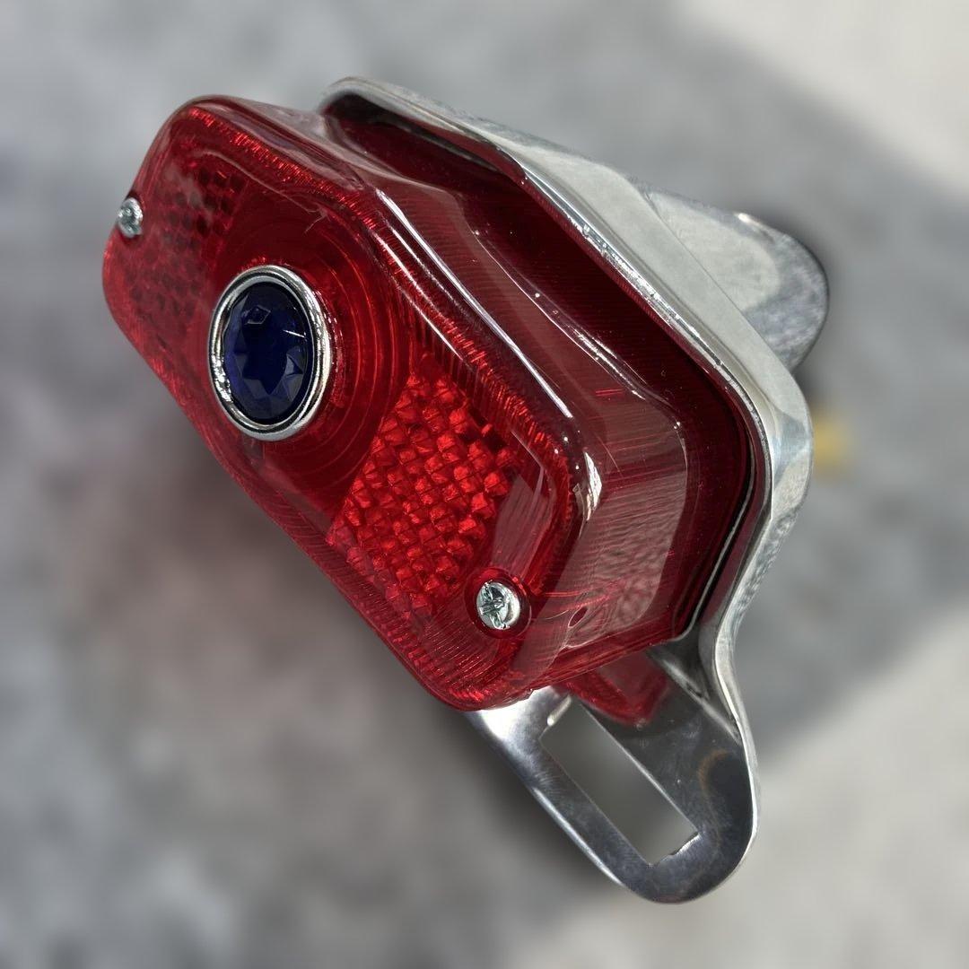 ルーカステールランプ 鋳物 アルミ ポリッシュ ブルードット付 新品未使用