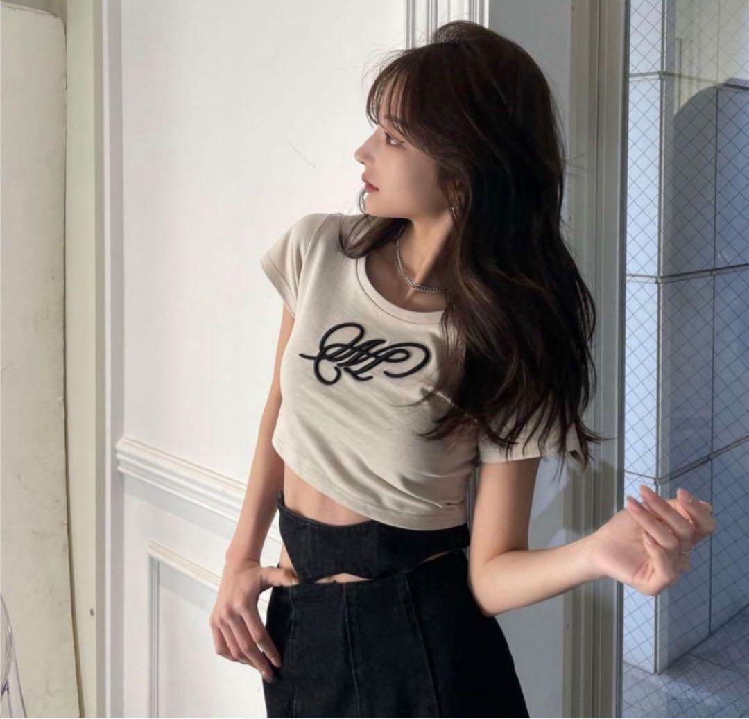 melt the lady ”M”nano T-shirt