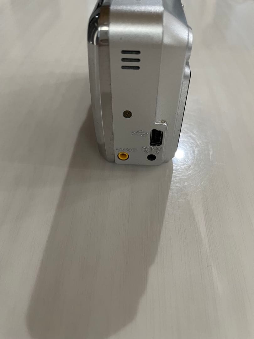 ⭐️人気FUJI FILM FinePixA370デジカメ電池式⭕️希少✨カード付！