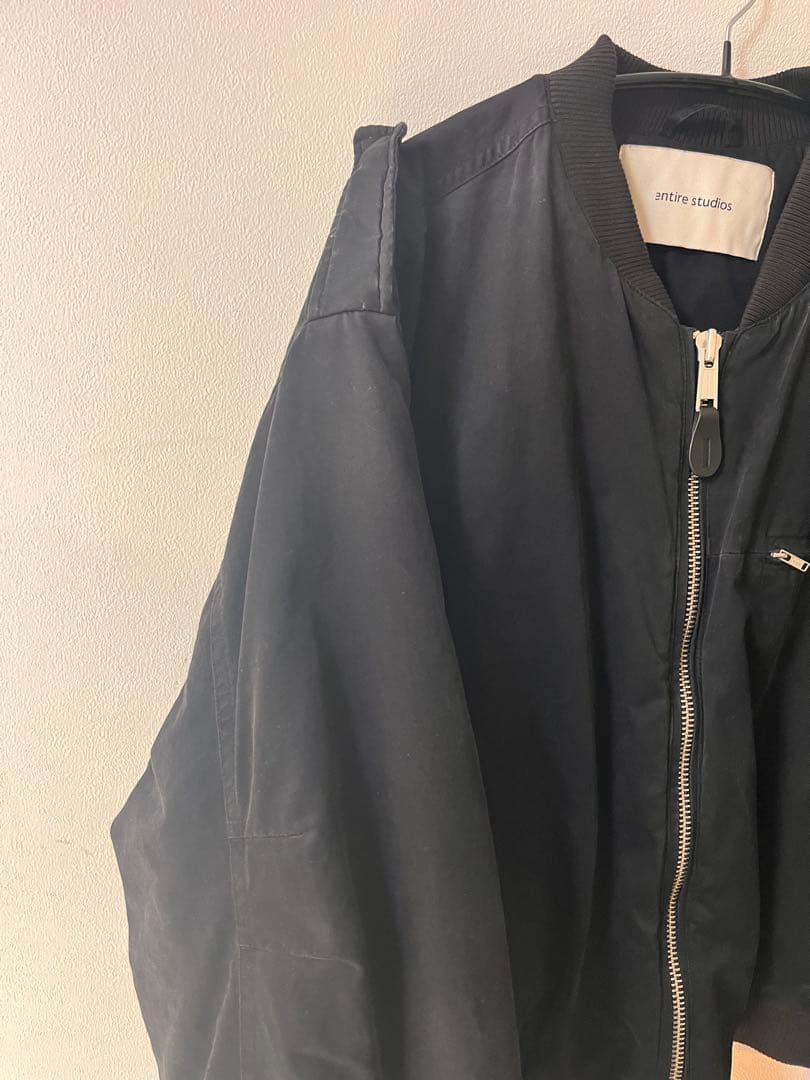 entire studios/A-4 BOMBER IRON ボンバージャケット