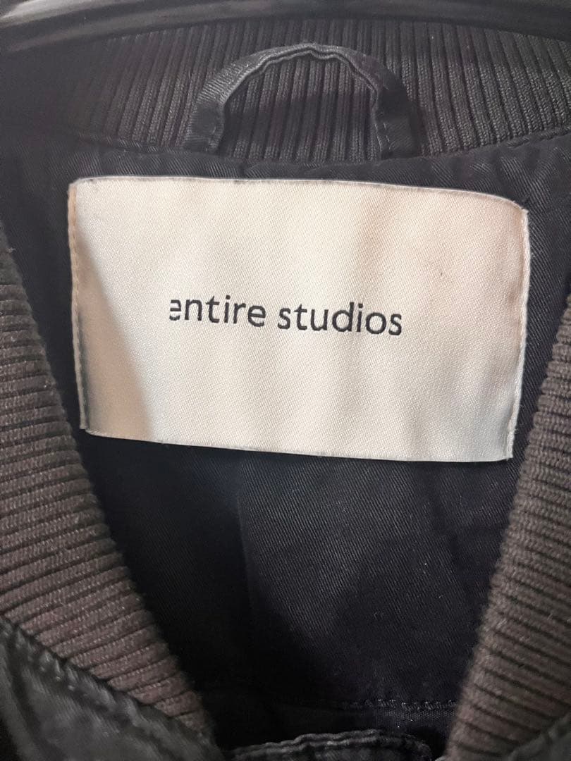 entire studios/A-4 BOMBER IRON ボンバージャケット