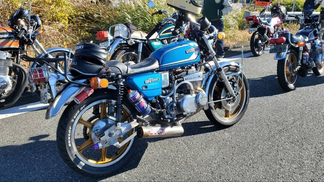 o*n様 gt380　シート　純正　当時物　後期