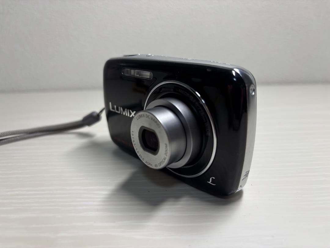 Panasonic LUMIX コンパクトデジタルカメラ 専用ケース付き