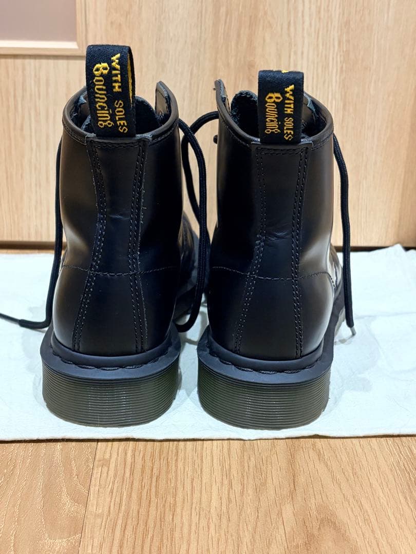 Dr.Martens 6ホール UK4