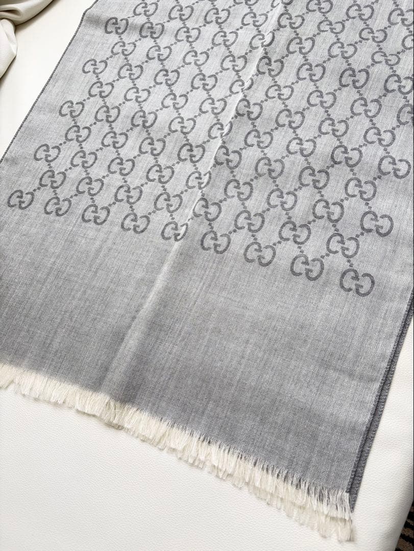 【タグなし】GUCCI GGロゴ リバーシブル ストール　グレー