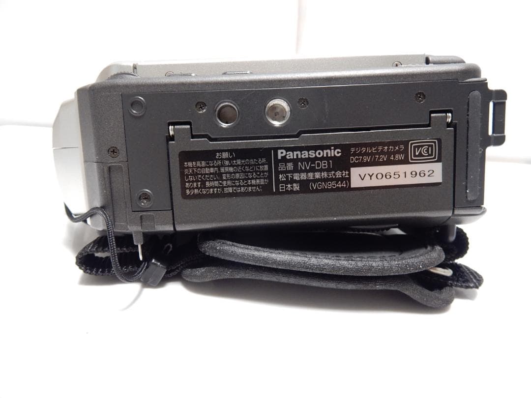 希少　大人気　動作品　Mini DV　パナソニックビデオカメラ　NV-DB1