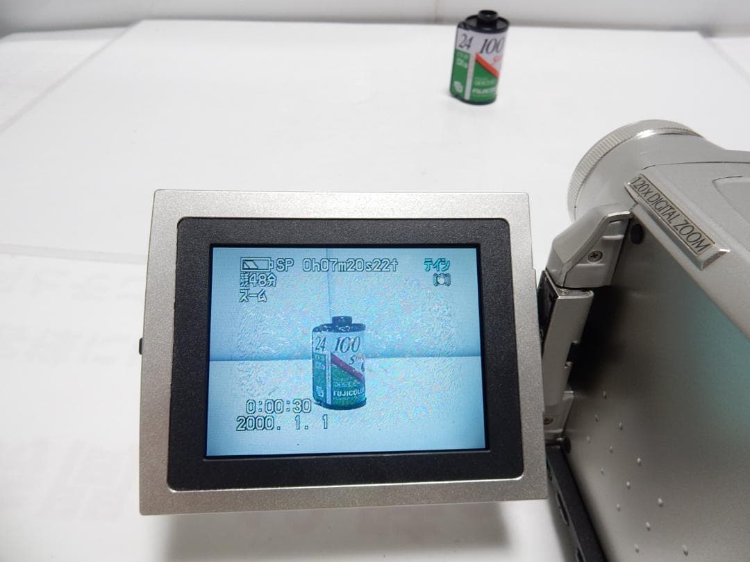 希少　大人気　動作品　Mini DV　パナソニックビデオカメラ　NV-DB1