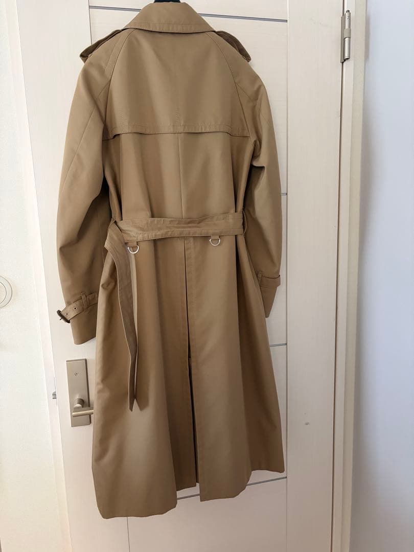 アクアスキュータム　トレンチコート　美品