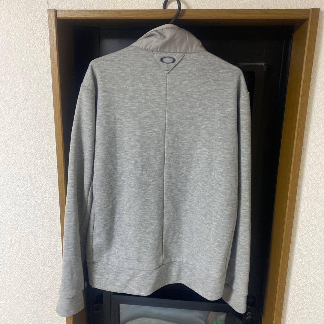 オークリー　中綿　ダウン　ジャケット　L　ゴルフ