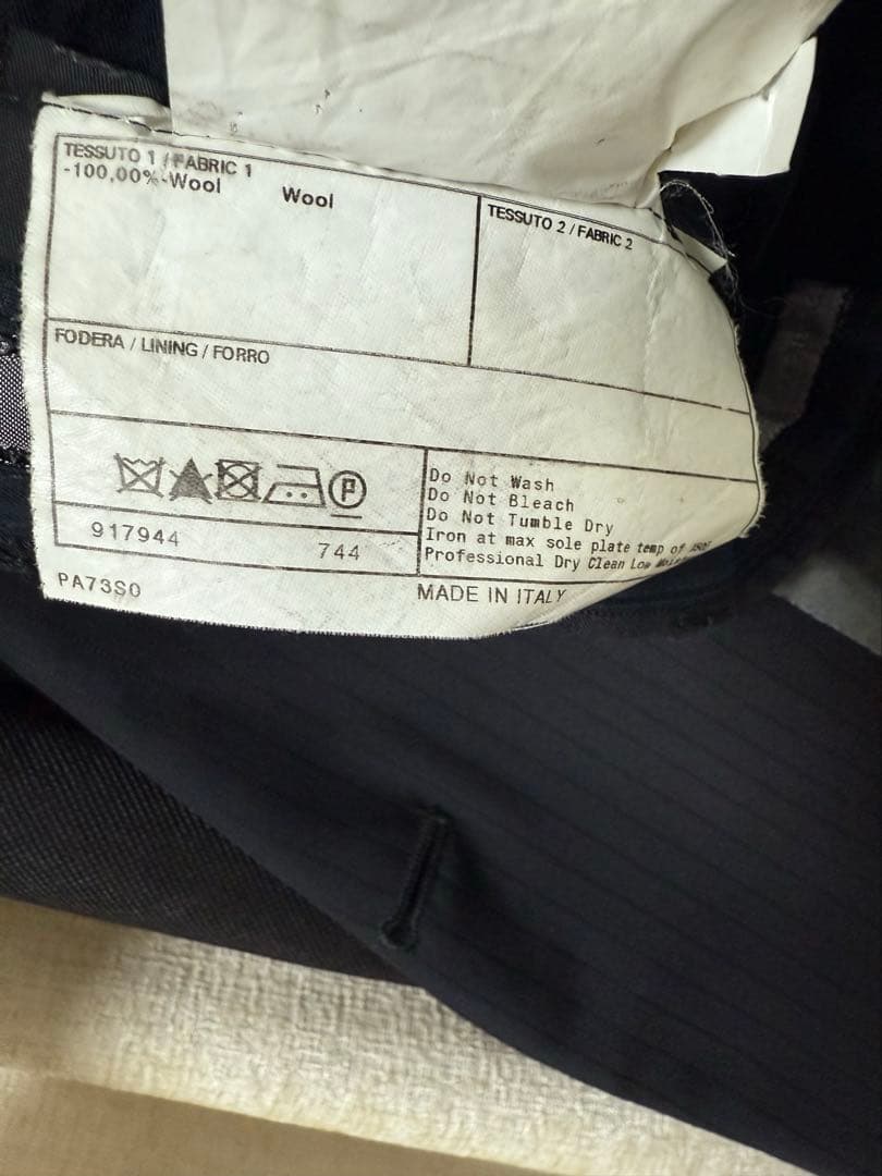 ARMANI COLLEZIONI アルマーニコレッツィオーニ ブラック 48