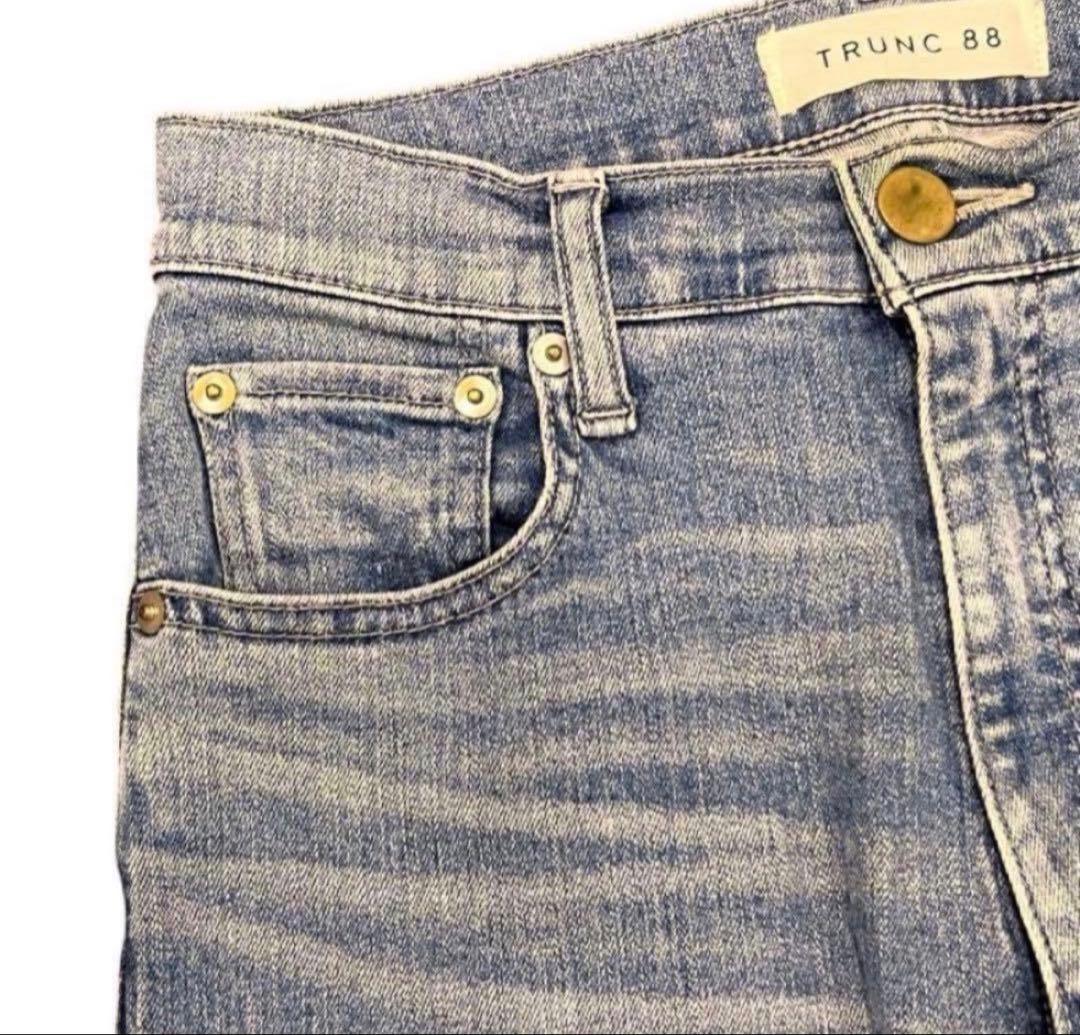 美品　TRUNC88 Henry フレアデニム 25 ブーツカット ハイウエスト